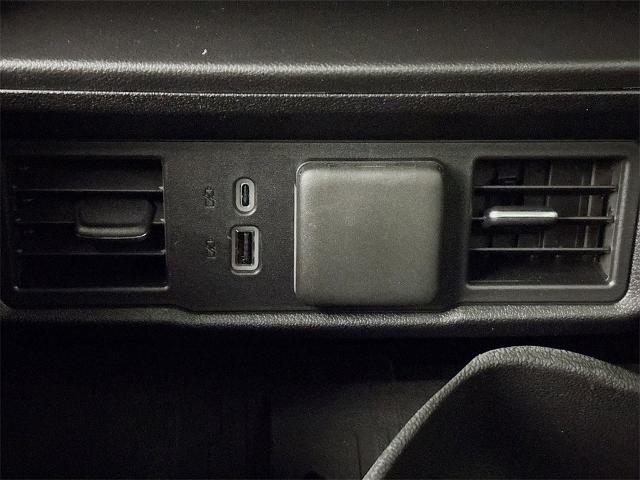 2025 GMC Sierra 2500 HD Vehicle Photo in PUYALLUP, WA 98371-4149