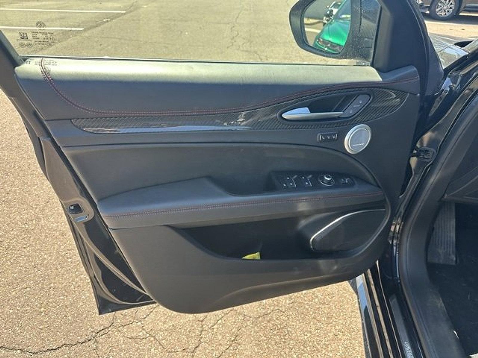 2023 Alfa Romeo Stelvio Vehicle Photo in Willow Grove, PA 19090