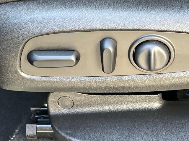 2021 Chevrolet Equinox Vehicle Photo in Roslyn, NY 11576