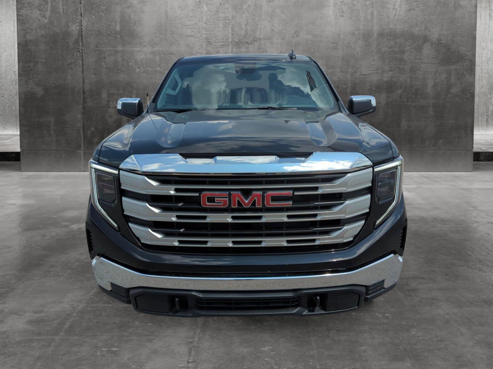 2024 GMC Sierra 1500 Vehicle Photo in MEMPHIS, TN 38115-1503