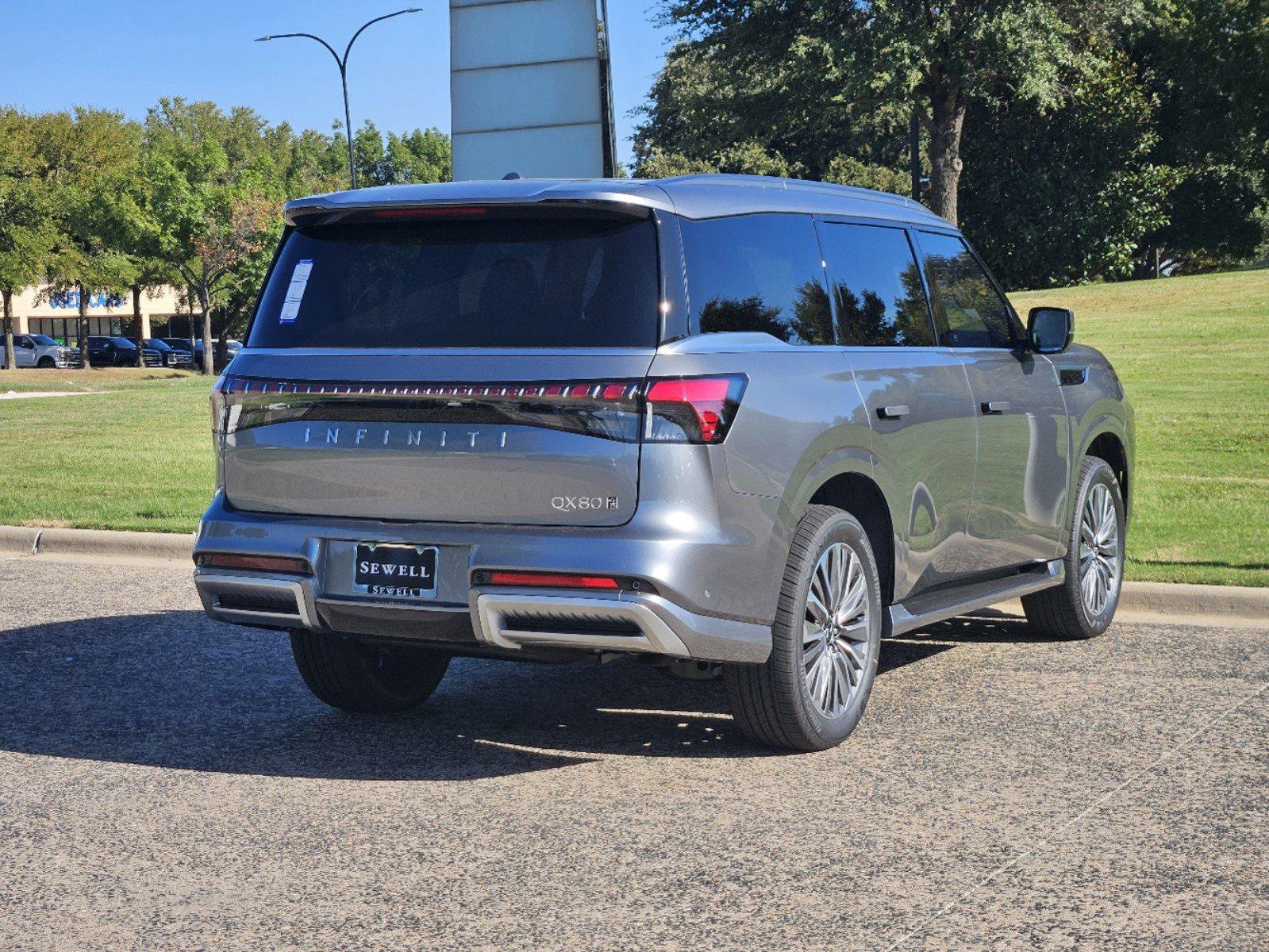 2025 INFINITI QX80 Vehicle Photo in Fort Worth, TX 76132