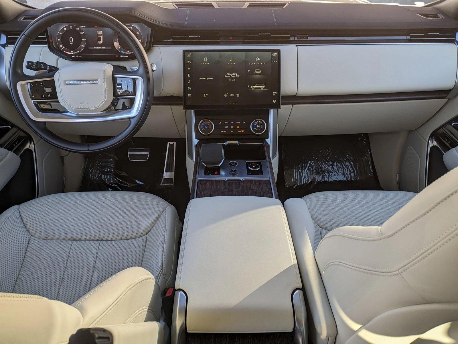 2023 Land Rover Range Rover Vehicle Photo in Bethesda, MD 20852