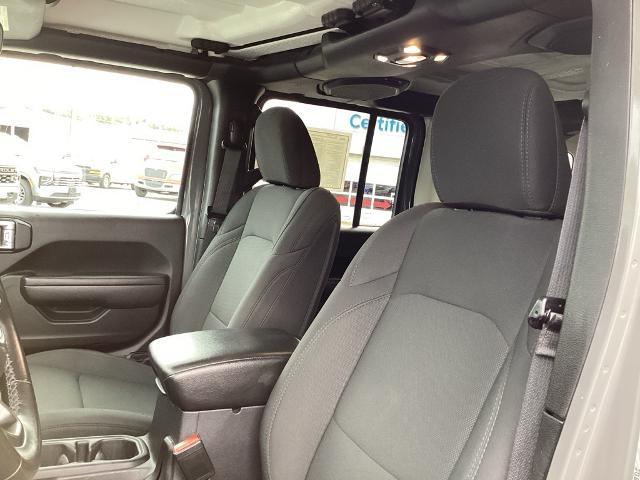 2022 Jeep Wrangler Vehicle Photo in Gardner, MA 01440