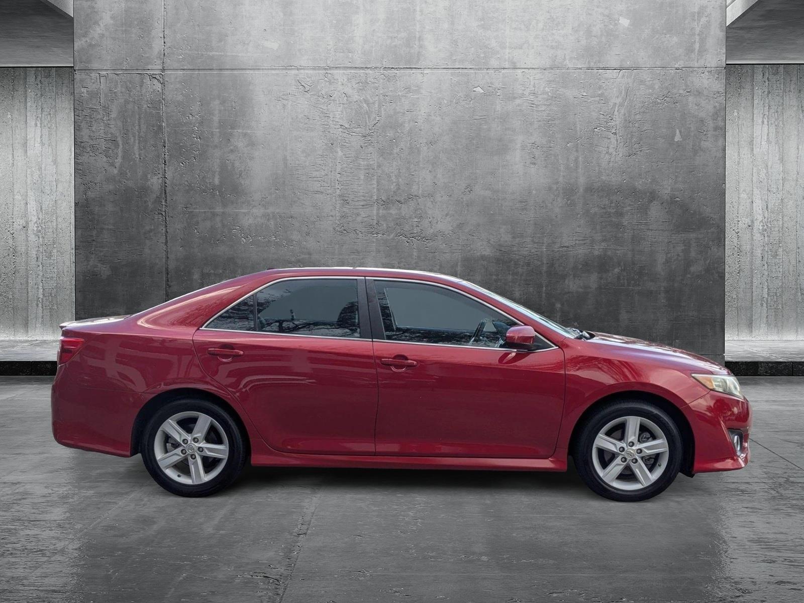 2012 Toyota Camry Vehicle Photo in PEMBROKE PINES, FL 33024-6534