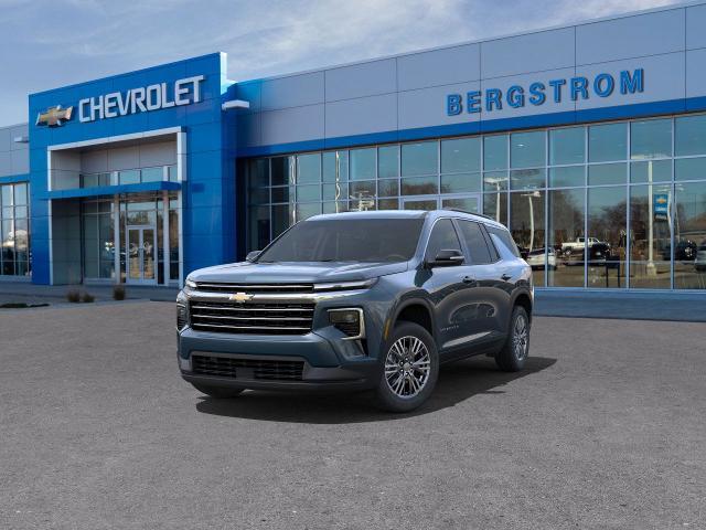 2025 Chevrolet Traverse Vehicle Photo in NEENAH, WI 54956-2243