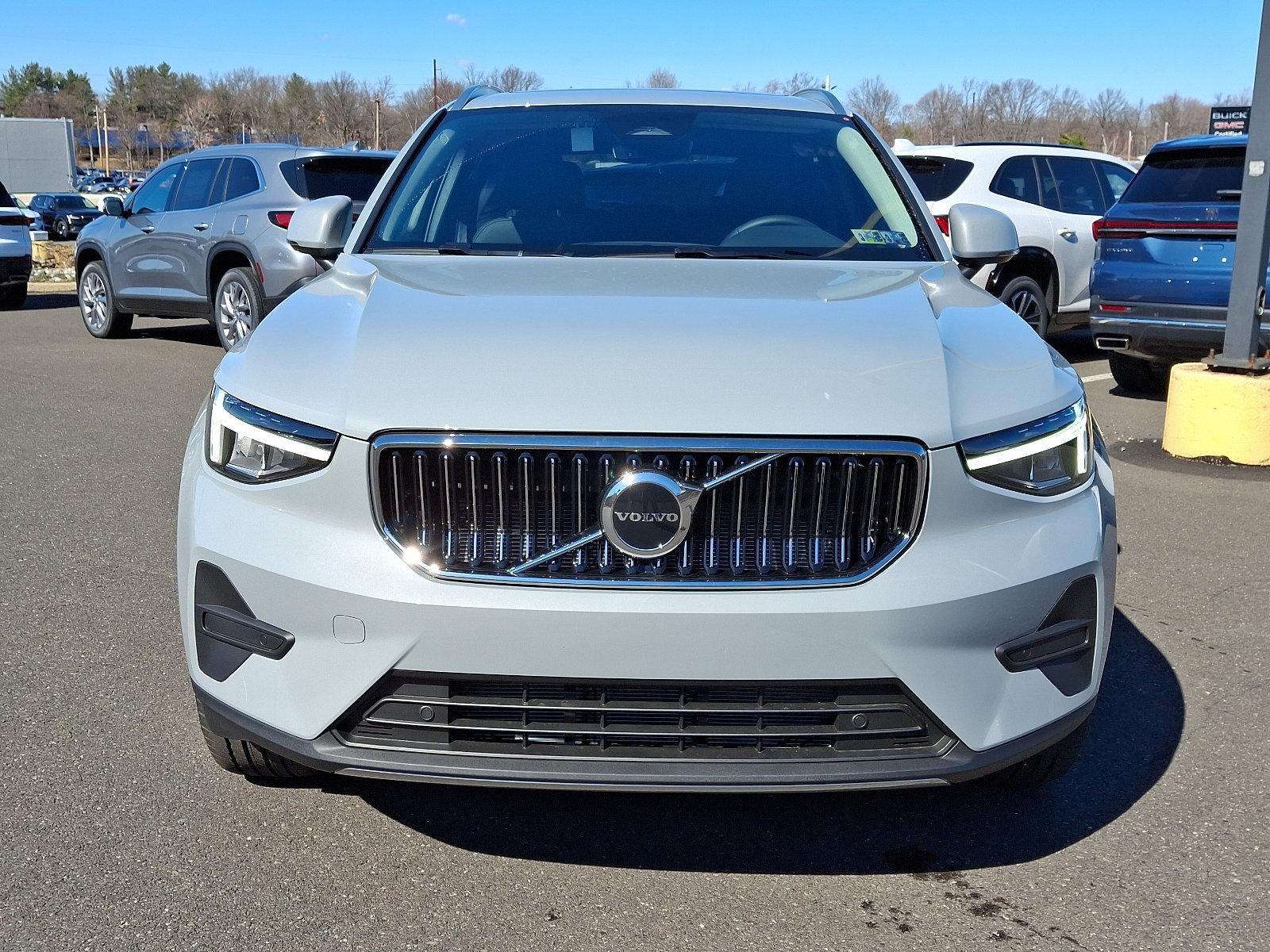 2025 Volvo XC40 Vehicle Photo in Trevose, PA 19053