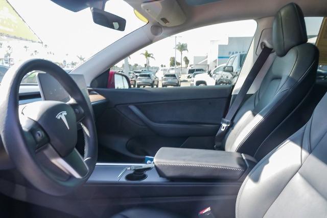 2021 Tesla Model Y Vehicle Photo in VENTURA, CA 93003-8585