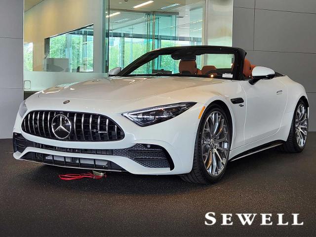 2025 Mercedes-Benz SL Vehicle Photo in HOUSTON, TX 77079