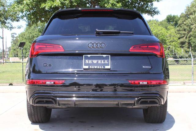 2024 Audi Q5 Vehicle Photo in HOUSTON, TX 77090