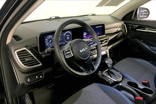 2024 Kia Seltos Vehicle Photo in Lees Summit, MO 64086