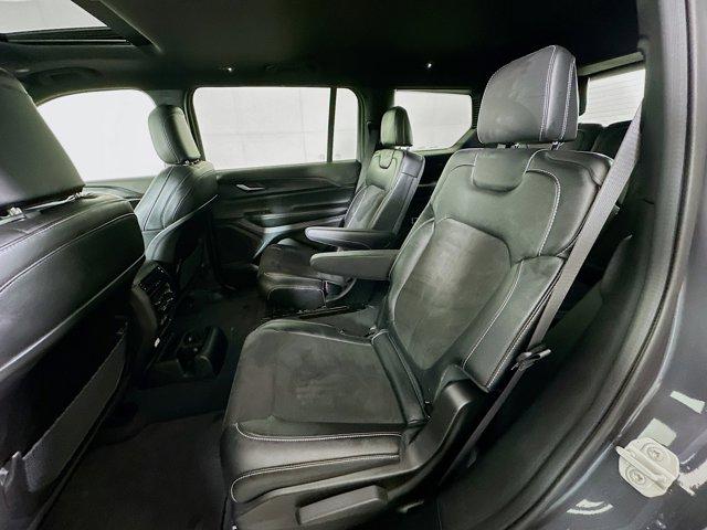 2023 Jeep Grand Cherokee L Vehicle Photo in Doylsetown, PA 18901