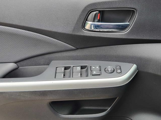 2015 Honda CR-V Vehicle Photo in DALLAS, TX 75209