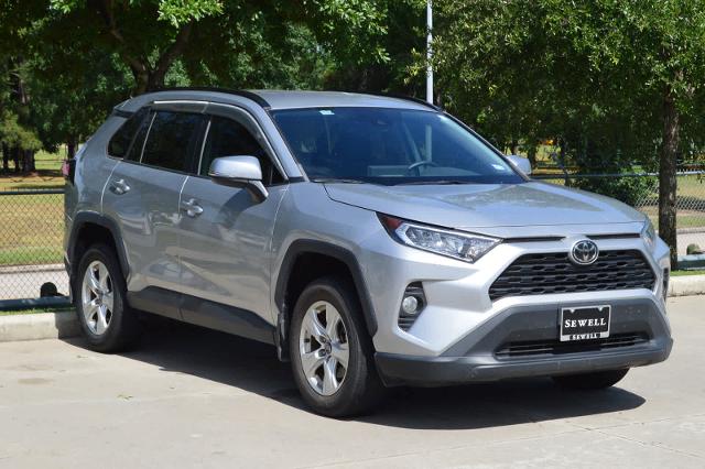 2020 Toyota RAV4 Vehicle Photo in Houston, TX 77090
