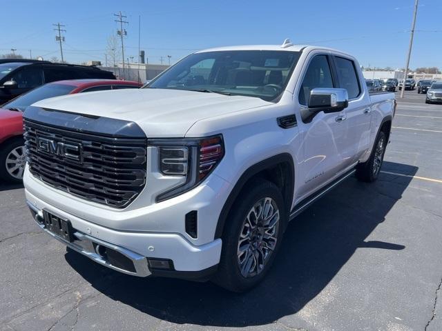 2023 GMC Sierra 1500 Vehicle Photo in GREEN BAY, WI 54304-5303