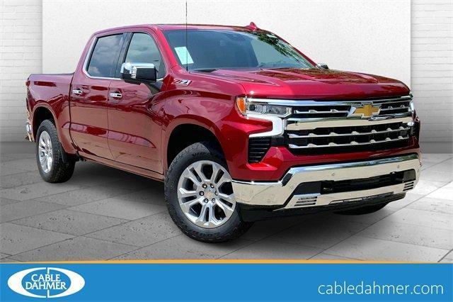 2025 Chevrolet Silverado 1500 Vehicle Photo in KANSAS CITY, MO 64114-4502