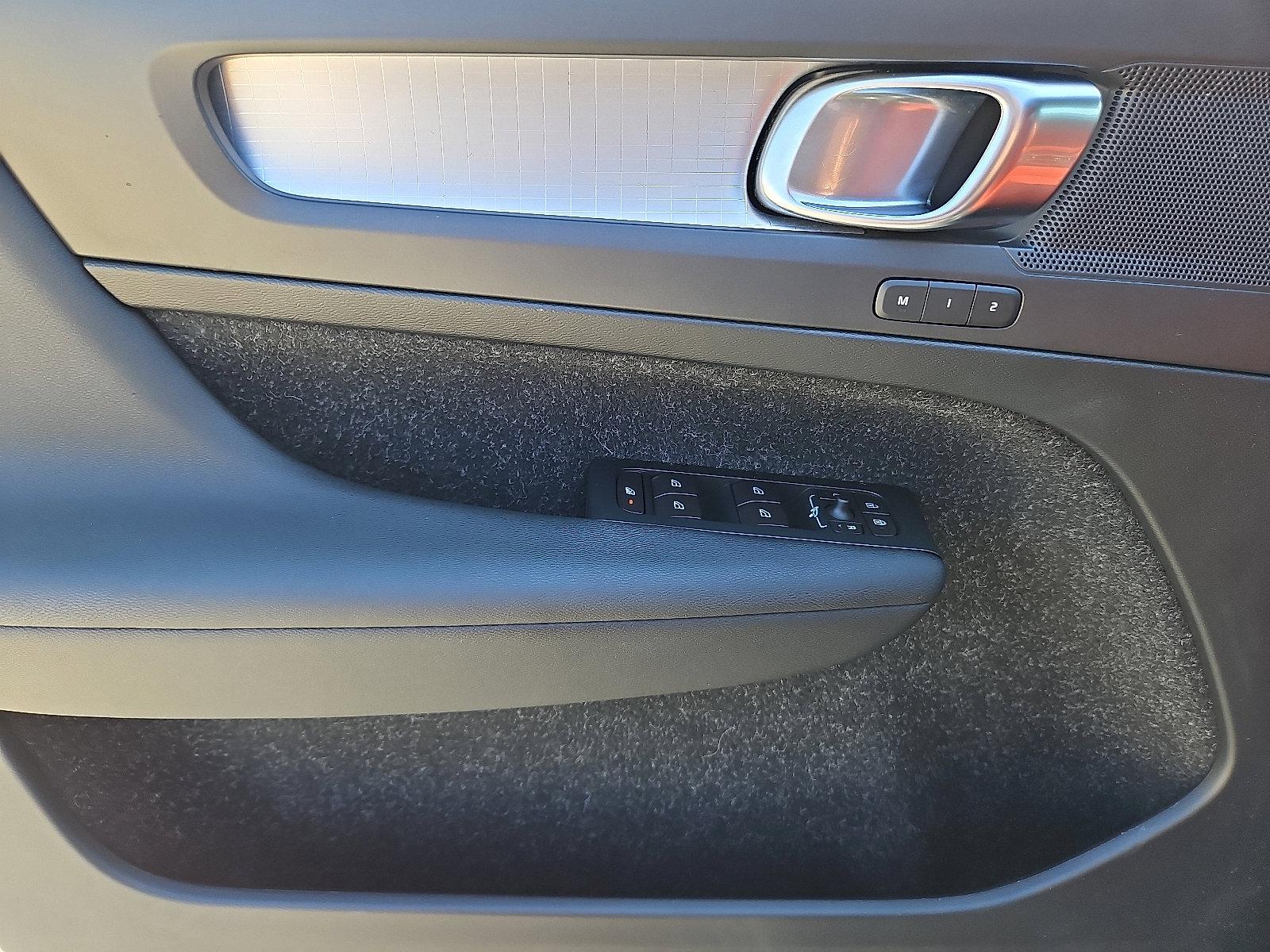 2019 Volvo XC40 Vehicle Photo in Trevose, PA 19053