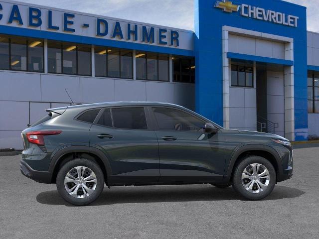 2025 Chevrolet Trax Vehicle Photo in KANSAS CITY, MO 64114-4502