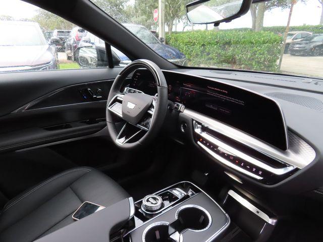 2024 Cadillac LYRIQ Vehicle Photo in DELRAY BEACH, FL 33483-3294