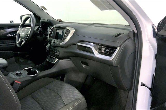 2024 GMC Terrain Vehicle Photo in KANSAS CITY, MO 64114-4502