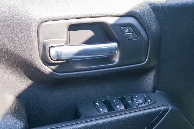 2025 Chevrolet Silverado 1500 Vehicle Photo in VENTURA, CA 93003-8585