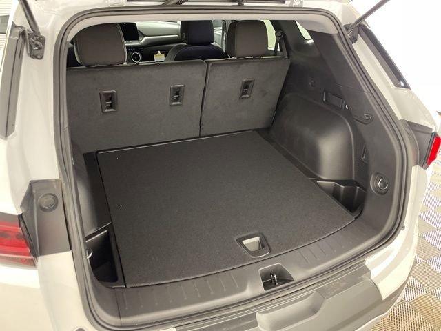 2025 Chevrolet Blazer Vehicle Photo in PHOENIX, AZ 85014-3381