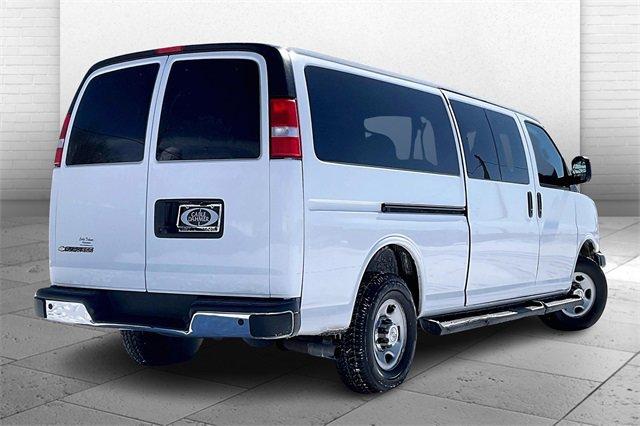 2022 Chevrolet Express Passenger Vehicle Photo in INDEPENDENCE, MO 64055-1314