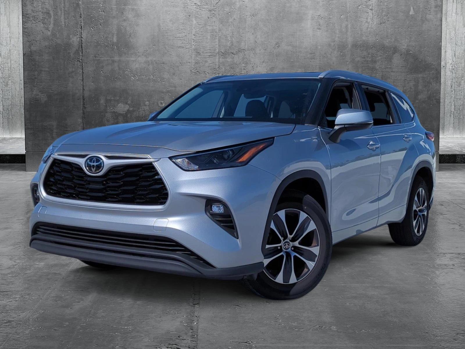 2022 Toyota Highlander Vehicle Photo in Ft. Myers, FL 33907
