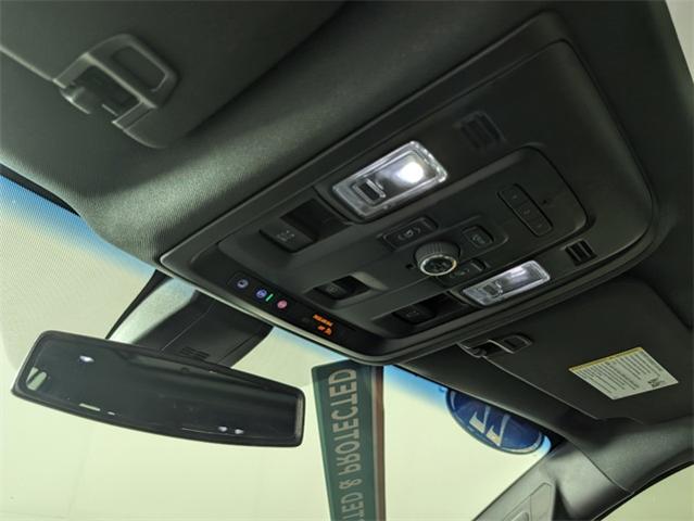 2022 GMC Yukon XL Vehicle Photo in ENGLEWOOD, CO 80113-6708
