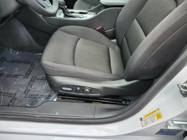 2024 Chevrolet Malibu Vehicle Photo in GREEN BAY, WI 54304-5303