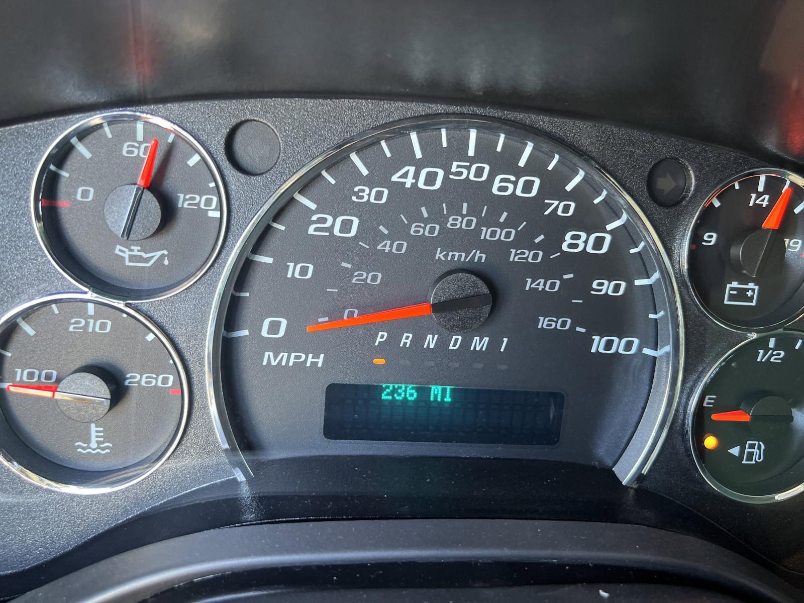 2025 Chevrolet Express Cargo 2500 Vehicle Photo in GEORGETOWN, TX 78626-7508