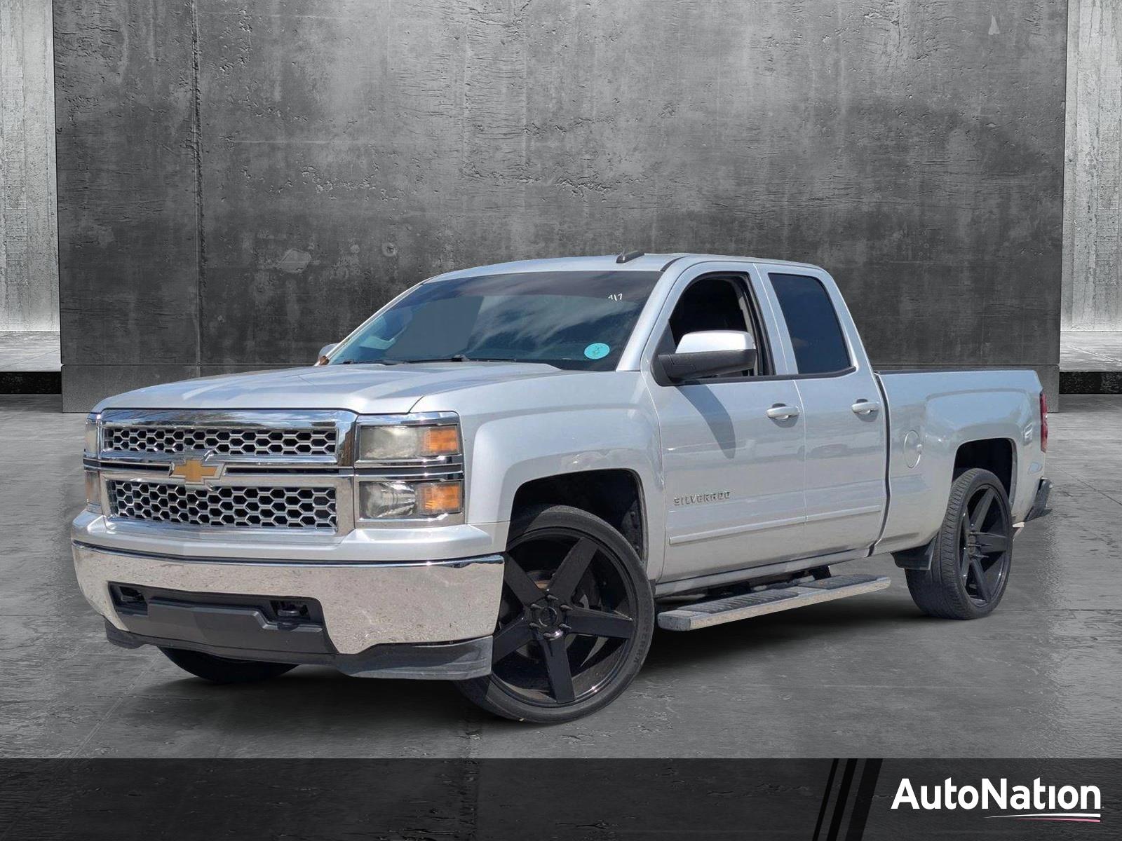 2015 Chevrolet Silverado 1500 Vehicle Photo in GREENACRES, FL 33463-3207