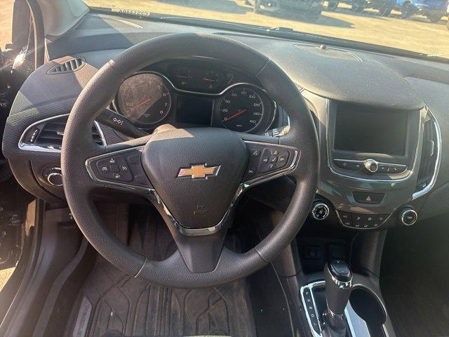 2019 Chevrolet Cruze Vehicle Photo in PUYALLUP, WA 98371-4149