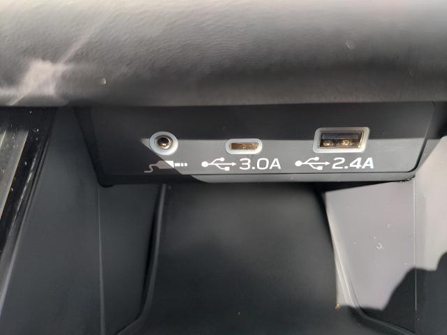 2025 Subaru Outback Vehicle Photo in Green Bay, WI 54304