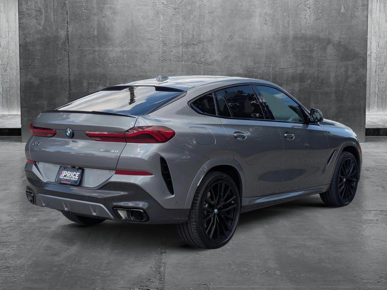 2024 BMW X6 xDrive40i Vehicle Photo in Sarasota, FL 34231