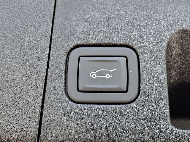 2024 Cadillac XT4 Vehicle Photo in DANBURY, CT 06810-5034