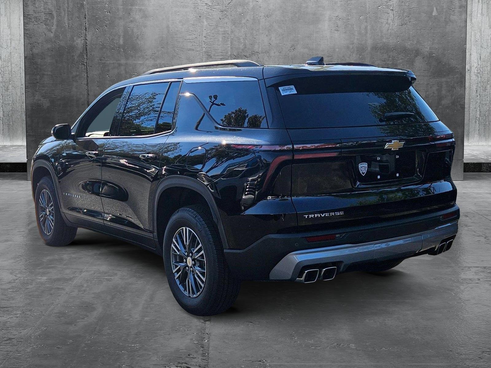 2025 Chevrolet Traverse Vehicle Photo in GREENACRES, FL 33463-3207