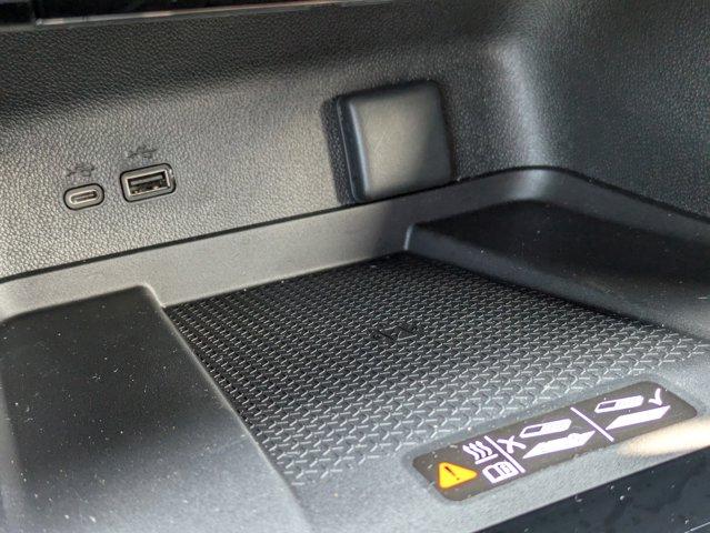 2025 Chevrolet Traverse Vehicle Photo in BRUNSWICK, GA 31525-1881