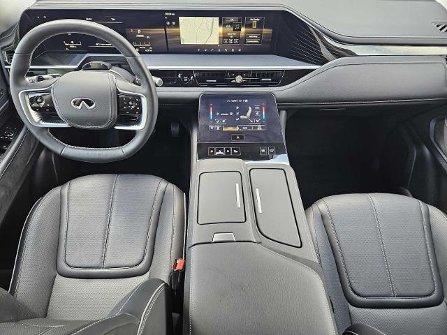 2025 INFINITI QX80 Vehicle Photo in Fort Worth, TX 76132