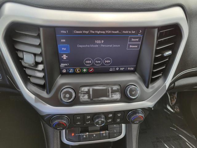 2023 GMC Acadia Vehicle Photo in NEENAH, WI 54956-2243