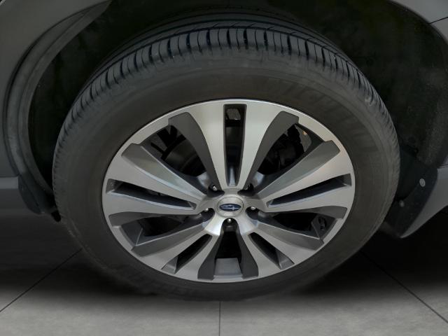 2022 Subaru Ascent Vehicle Photo in Green Bay, WI 54304