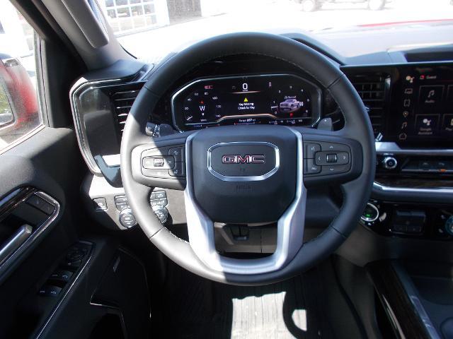2025 GMC Sierra 1500 Vehicle Photo in LOWELL, MA 01852-4336