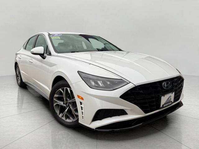2022 Hyundai SONATA Vehicle Photo in Appleton, WI 54914
