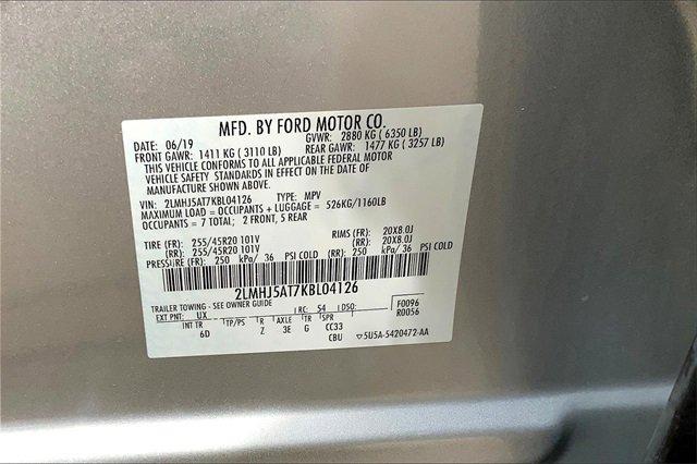 2019 Lincoln MKT Vehicle Photo in TOPEKA, KS 66609-0000
