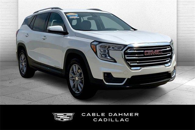 2024 GMC Terrain Vehicle Photo in TOPEKA, KS 66609-0000