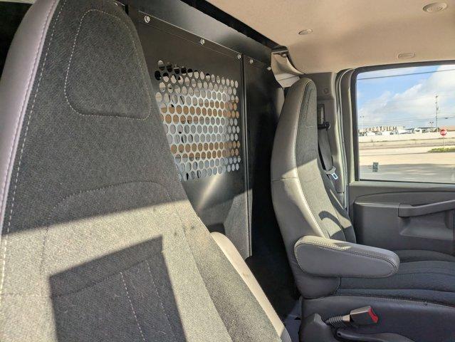 2023 GMC Savana Cargo Van Vehicle Photo in SELMA, TX 78154-1459