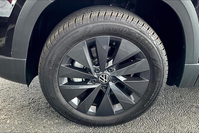 2024 Volkswagen Taos Vehicle Photo in San Antonio, TX 78230