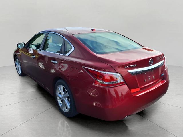 2013 Nissan Altima Vehicle Photo in Oshkosh, WI 54904