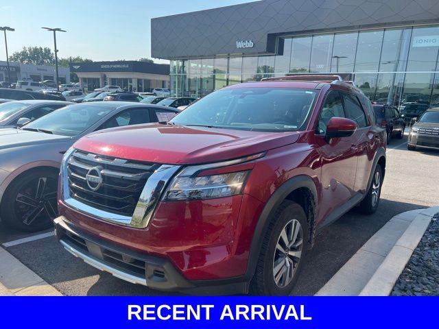 2024 Nissan Pathfinder Vehicle Photo in Merrillville, IN 46410