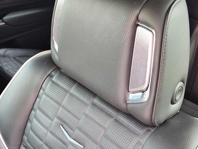 2024 Cadillac Escalade Vehicle Photo in DENTON, TX 76210-9321