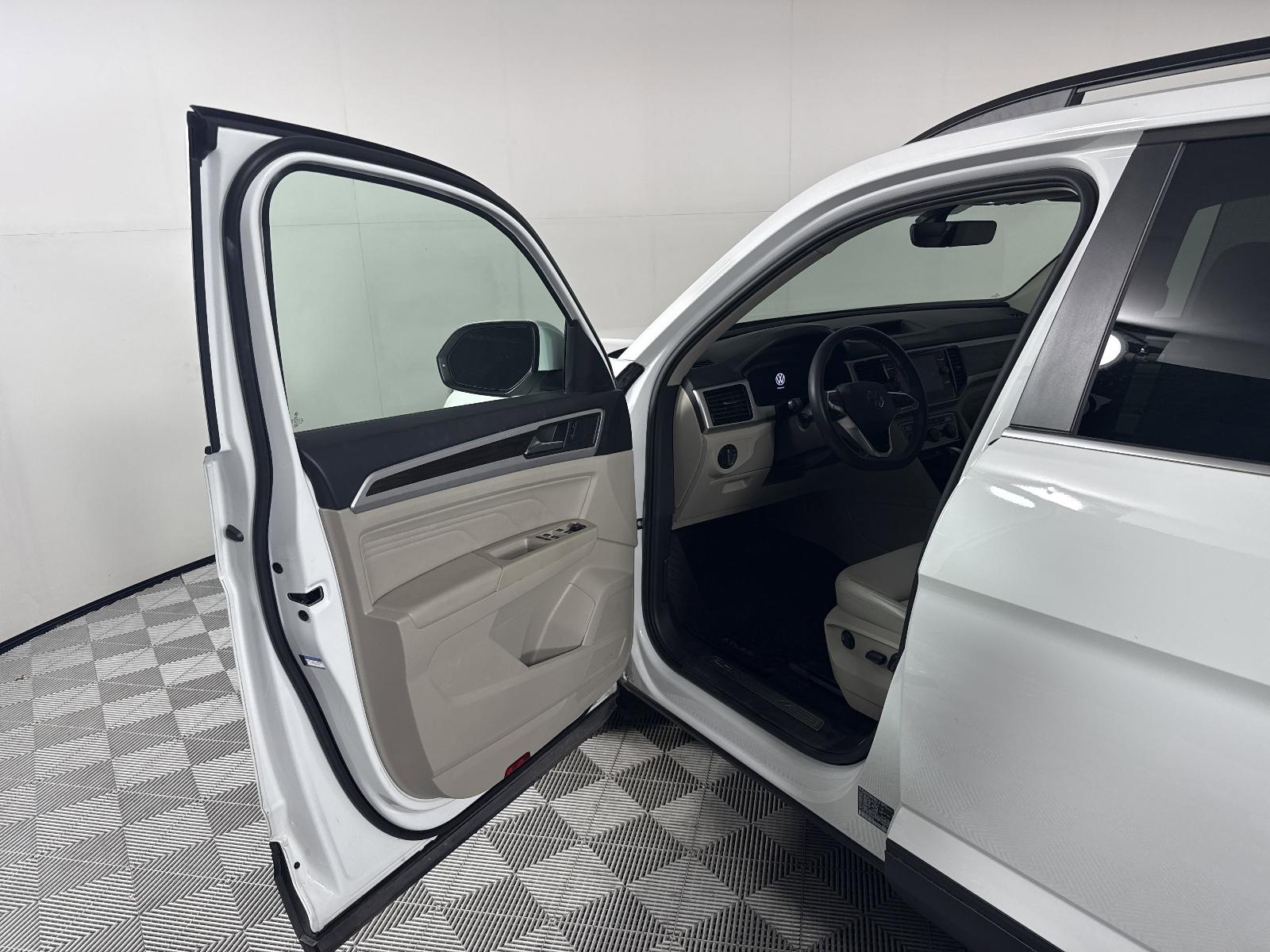 2022 Volkswagen Atlas Vehicle Photo in Georgetown, TX 78626